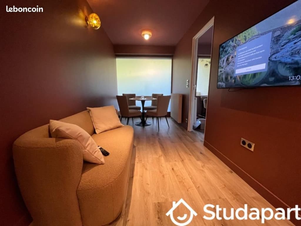 Chambre 1 pièce 12 m²