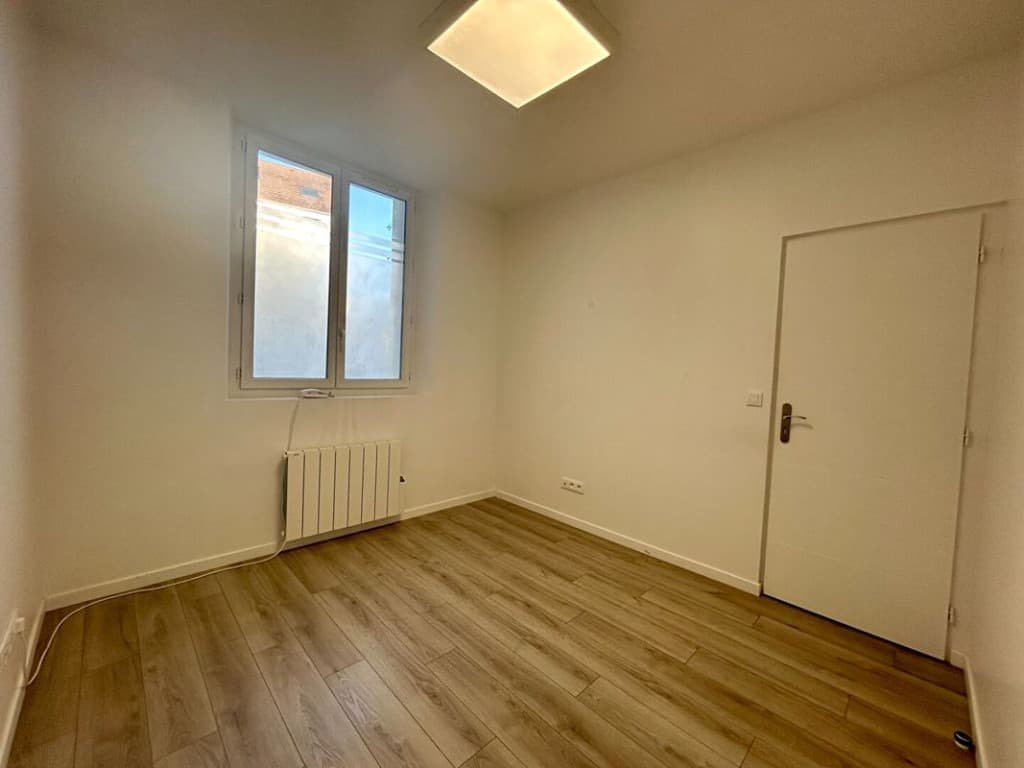 Studio - 13 m²
Exclusivité
505 € cc
Brétigny-sur-Orge