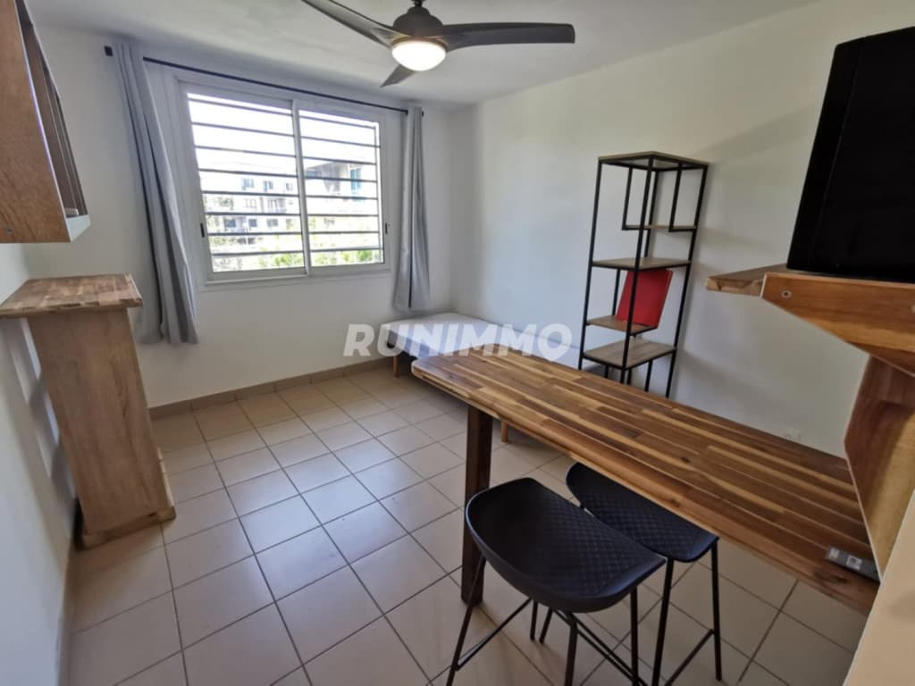 Location studio meublé