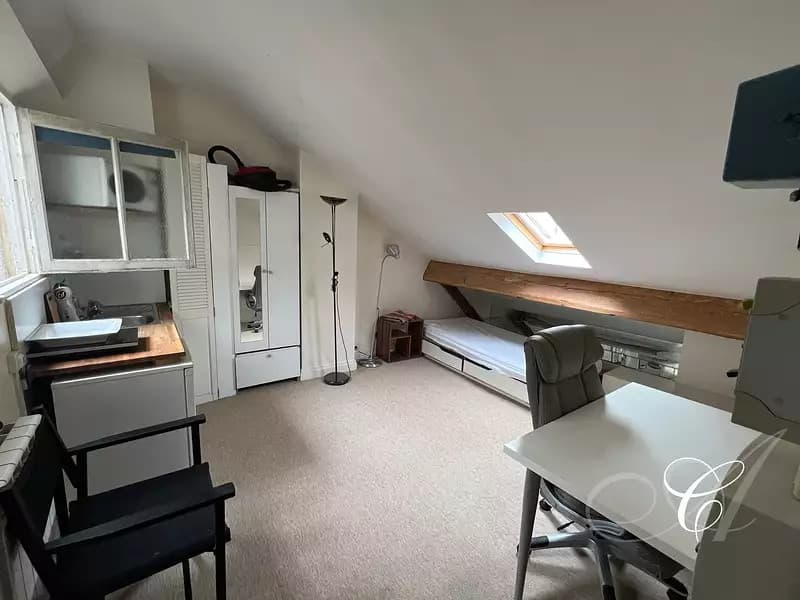 Location appartement 1 pièce 12,4 m² Versailles (78000) - Superimmo