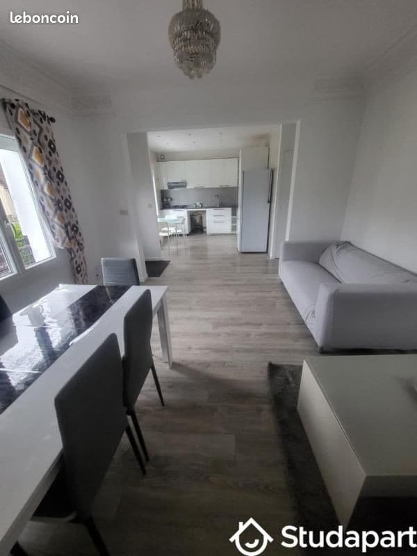 Chambre 1 pièce 15 m²