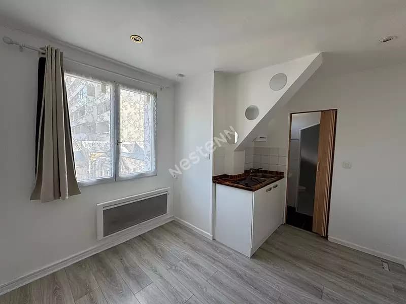Location appartement 1 pièce 12 m² Puteaux (92800) - Superimmo