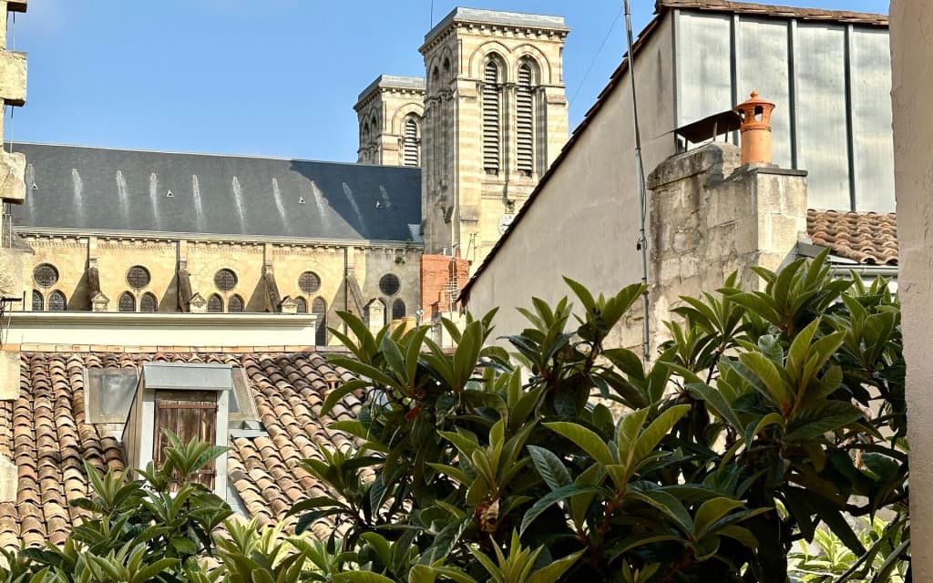 Location appartement, 57.91 m² T-2 à Bordeaux, 950 € | Orpi