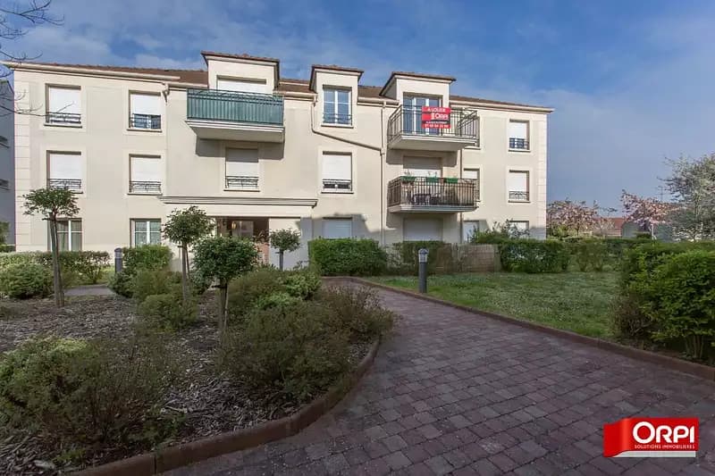 Location appartement 2 pièces 36 m² Saint-Michel-sur-Orge (91240) - Superimmo