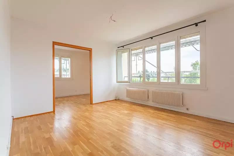 Location appartement 4 pièces 73 m² Sainte-Geneviève-des-Bois (91700) - Superimmo