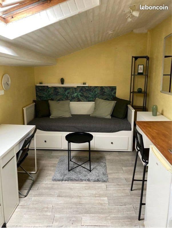 Studio 1 pièce 14 m²