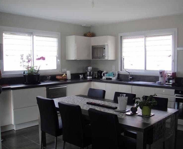 Maison - 4 pièce(s) - 107 m²