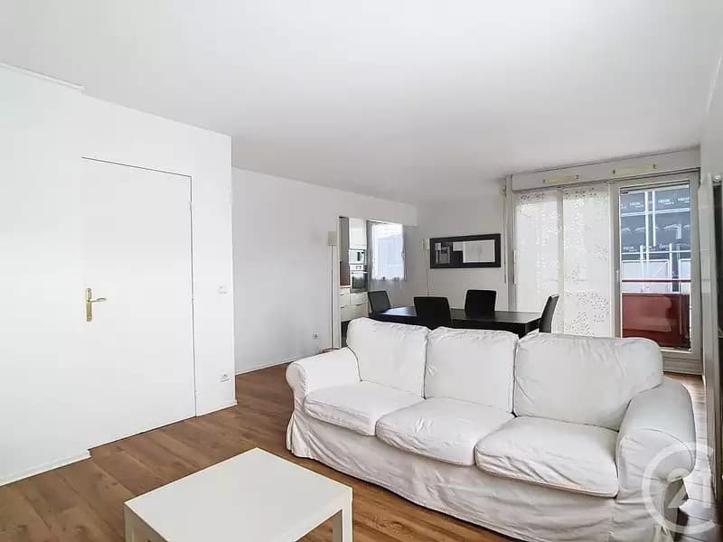 Location appartement 4 pièces 77 m² Orly (94310) - Superimmo