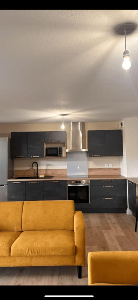 Appartement - 5 pièce(s) - 100 m²
