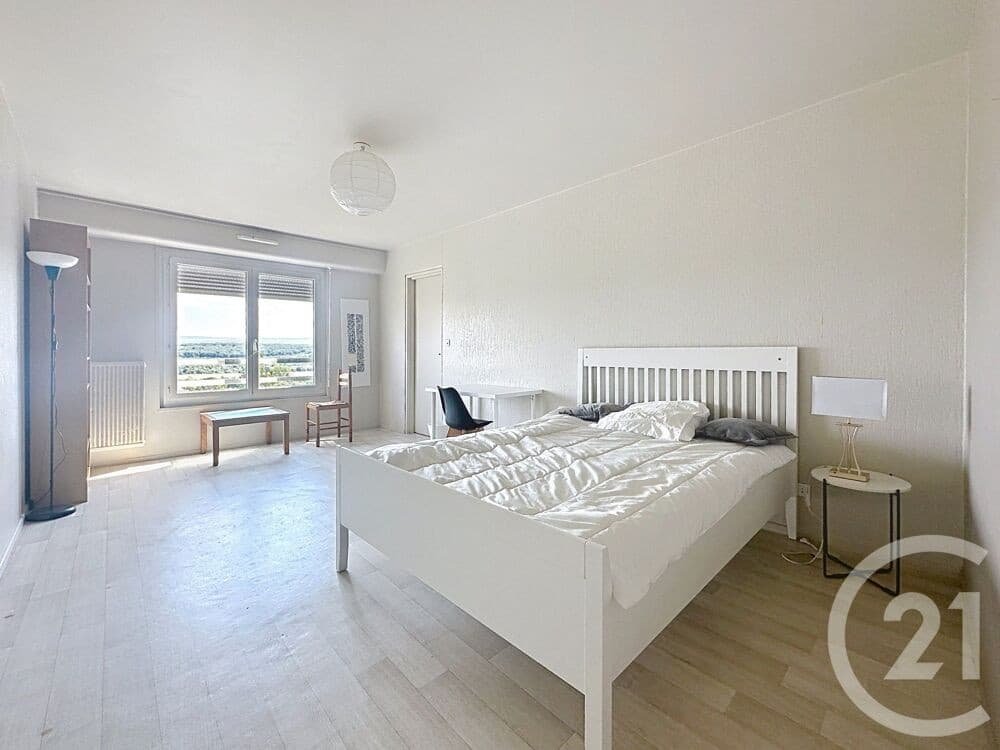 Appartement - 2 pièce(s) - 80 m²