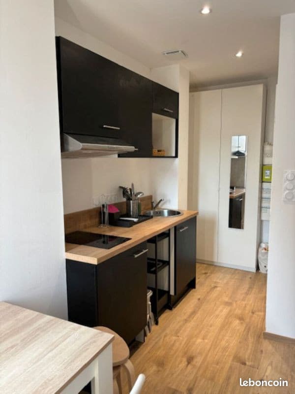 Studio 1 pièce 16 m²
