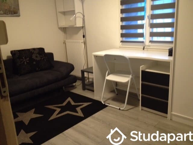 Location studio meublée