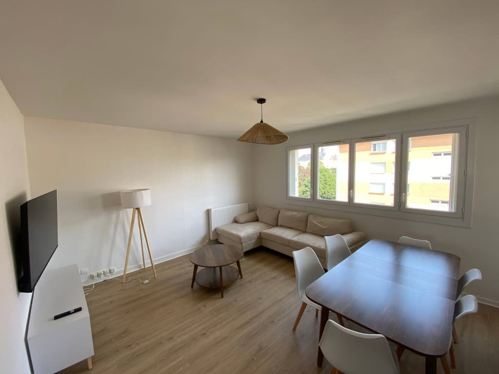 Loue chambres en colocation dans appartement entièrement rénové - 86m² - Angers