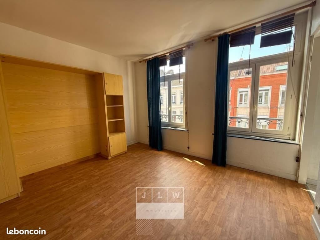 Studio 1 pièce 21 m²