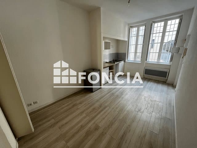 Location : Appartement Nîmes (30000)