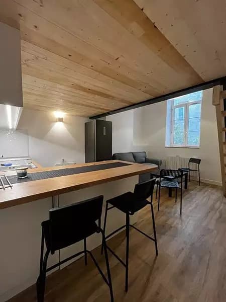 Location appartement 2 pièces 36 m² Lyon 1er - Superimmo