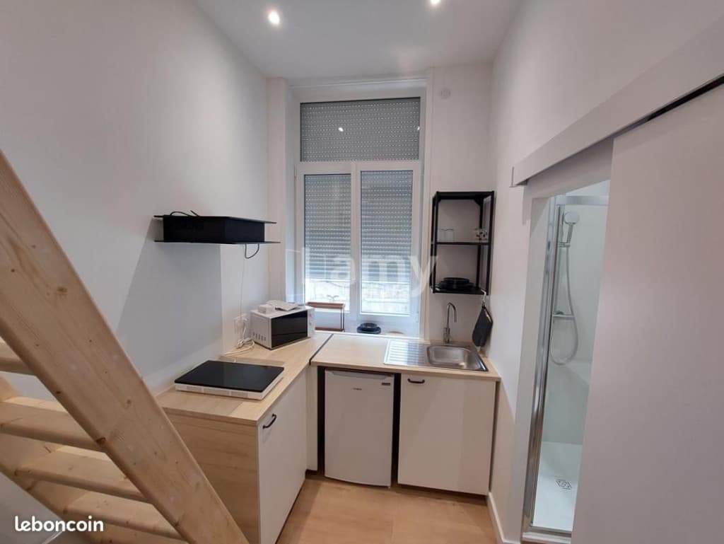 Studio 1 pièce 10 m²