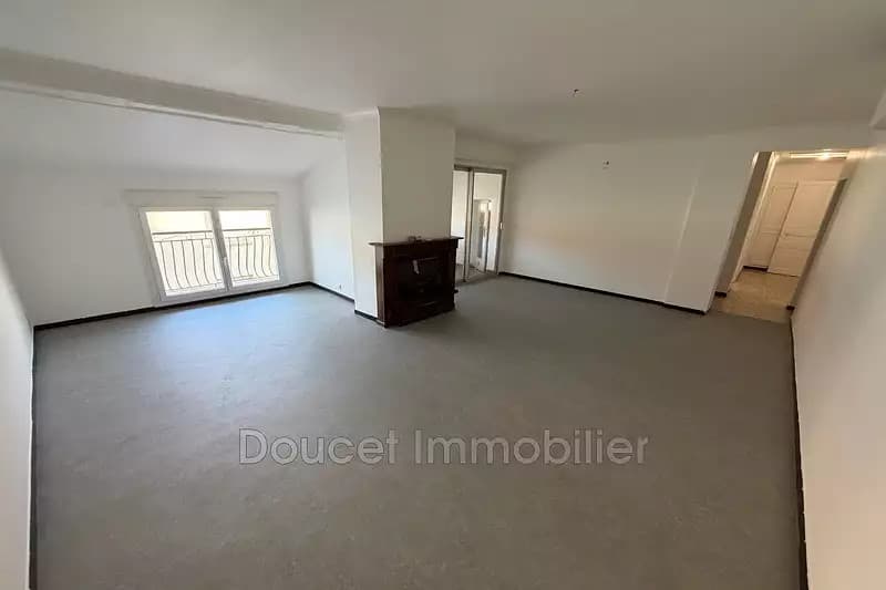 Location appartement 2 pièces 91,49 m² Béziers (34500) - Superimmo