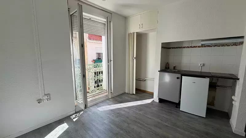 Location appartement 1 pièce 14,2 m² Béziers (34500) - Superimmo