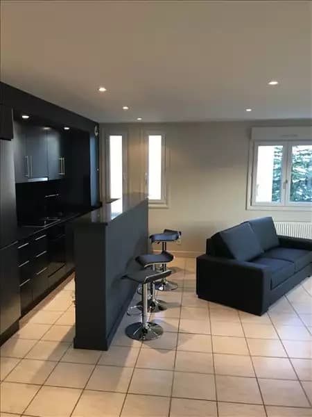 Location appartement 3 pièces 70 m² Ecully (69130) - Superimmo