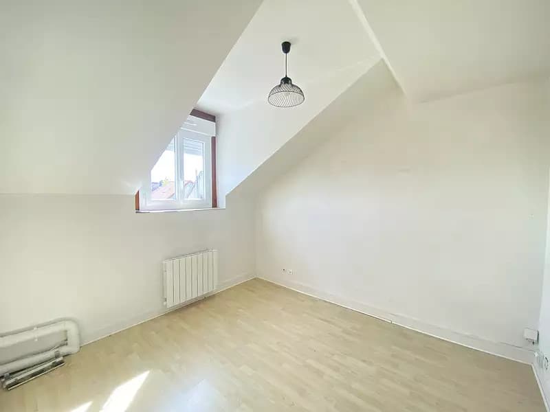 Location appartement 1 pièce 20,37 m² Palaiseau (91120) - Superimmo