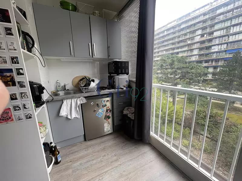 Location appartement 1 pièce 18 m² Boulogne-Billancourt (92100) - Superimmo