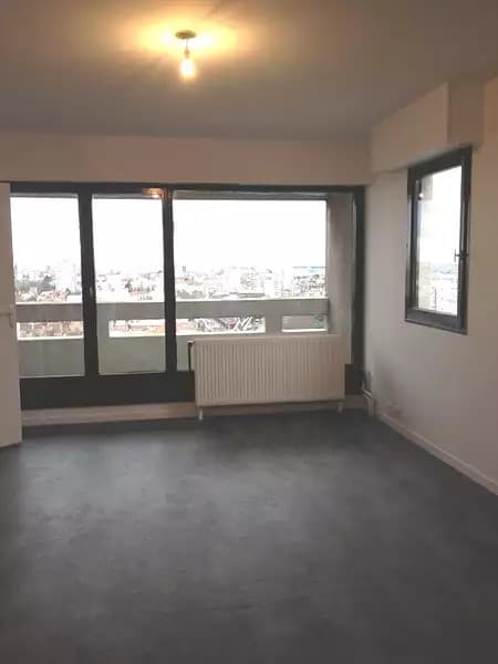 Location appartement 1 pièce 29,6 m² Villejuif (94800) - Superimmo
