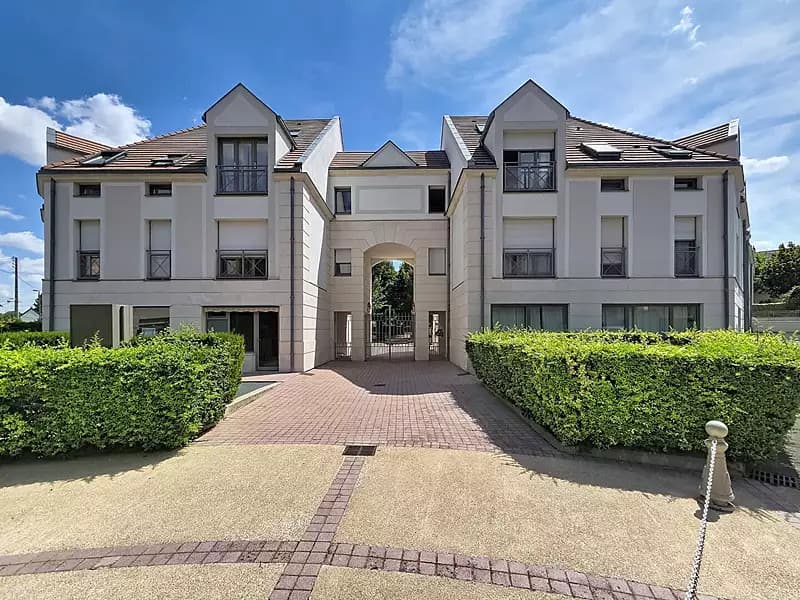 Location appartement 1 pièce 33,16 m² Rueil-Malmaison (92500) - Superimmo