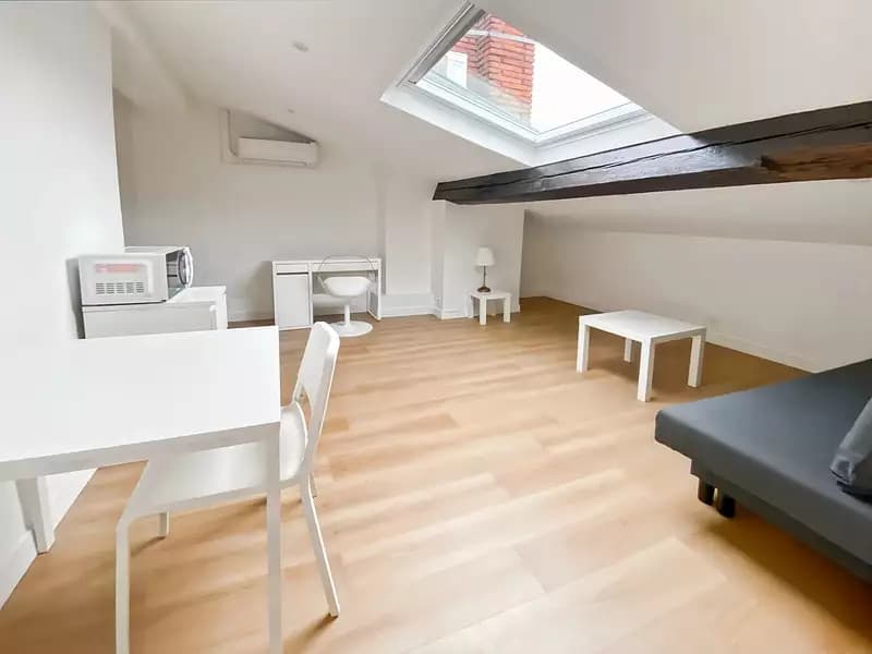 Location appartement 1 pièce 18 m² Toulouse (31000) - Superimmo