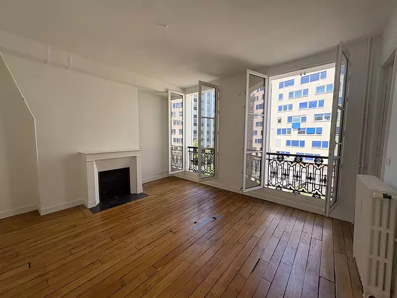Location appartement 2 pièces 49 m² Paris 14ème - Superimmo
