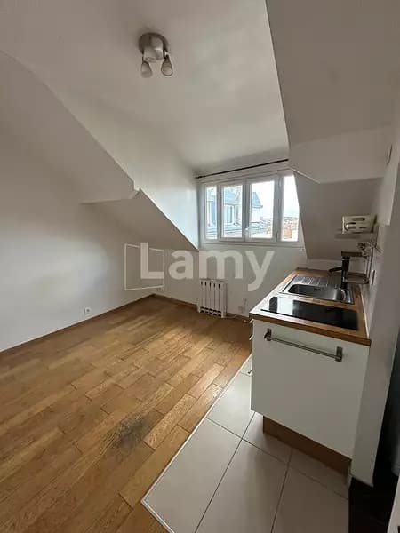 Location appartement 12,47 m² Colombes (92700) - Superimmo