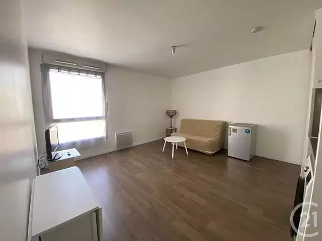 Location appartement 1 pièce 26,2 m² Rosny-sous-Bois (93110) - Superimmo