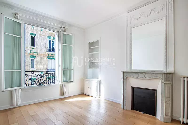 Location appartement 3 pièces 60,22 m² Courbevoie (92400) - Superimmo