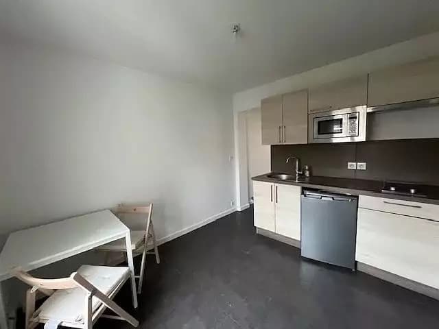 Location appartement 2 pièces 27,82 m² Montrouge (92120) - Superimmo