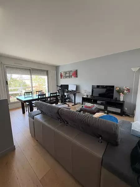 Location appartement 2 pièces 47 m² Courbevoie (92400) - Superimmo