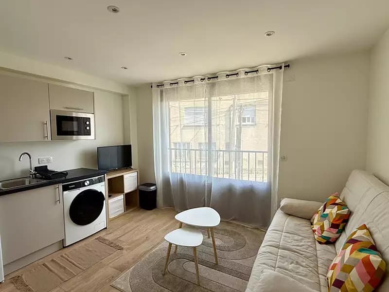 Location appartement 1 pièce 15,01 m² Houilles (78800) - Superimmo