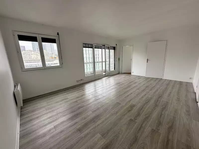 Location appartement 1 pièce 37,6 m² Puteaux (92800) - Superimmo