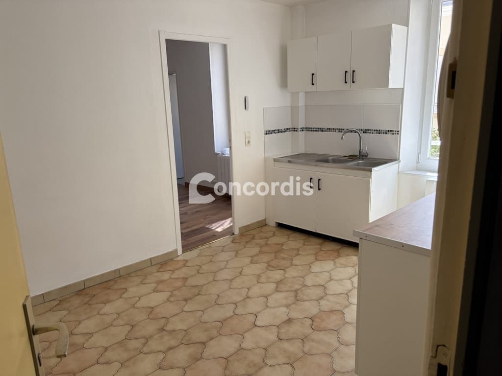 Reims Rue du Dr Thomas | T2 meublé 34,64 m² | 500 Cc