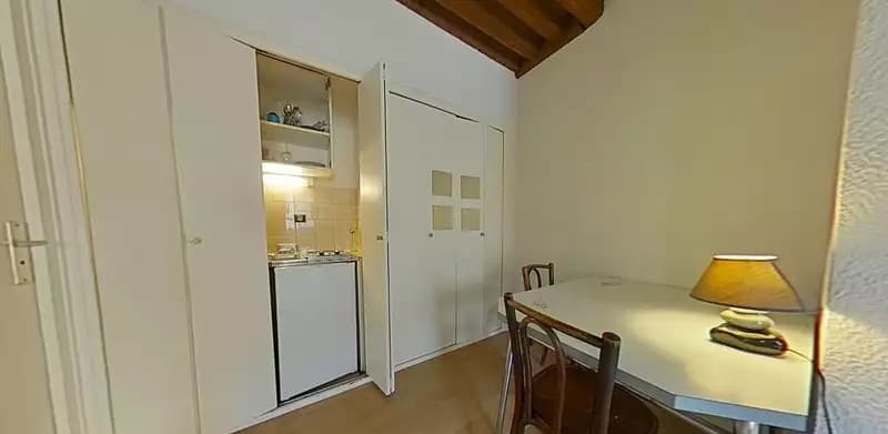 Location appartement 1 pièce 17 m² Lyon 1er - Superimmo