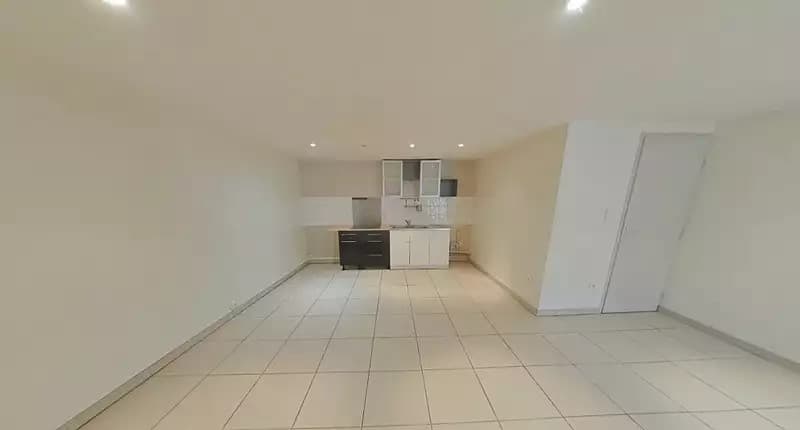Location appartement 3 pièces 73 m² Lyon 2ème - Superimmo
