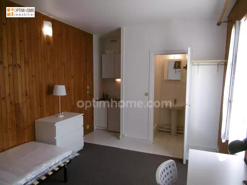 Location appartement 1 pièce 15 m² Versailles (78000) - Superimmo