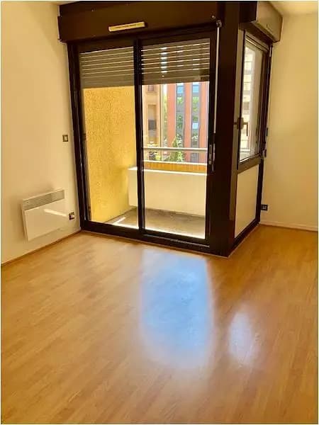 Location appartement 1 pièce 19 m² Toulouse (31000) - Superimmo